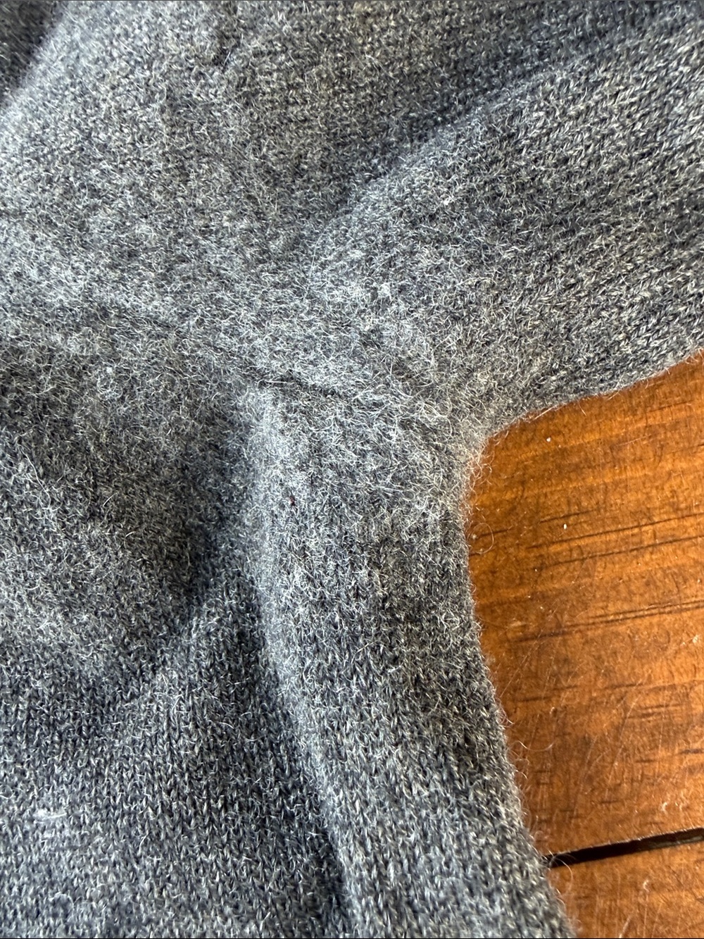 Saks Fifth Avenue Gray Cashmere Turtleneck Sweater Sz XL - Picture 8 of 12
